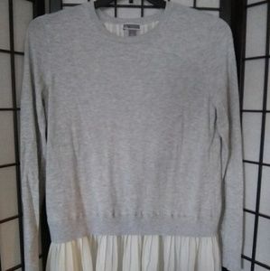 EUC Chelsea 28 Gray & Beige Cashmere Blend Pleated Sheer Bottom Sweater Medium